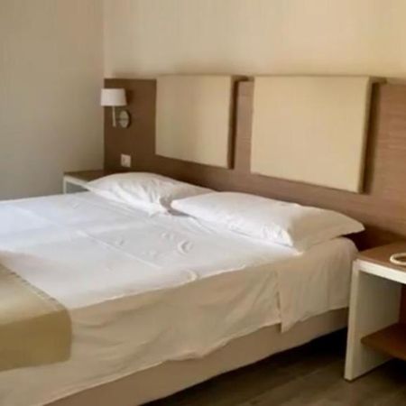Hotel Villaggio Casarossa クロトーネ エクステリア 写真